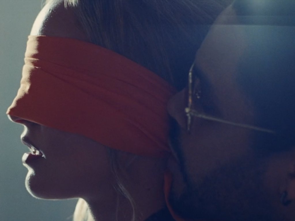 Tedros shows Destiny his blindfold trick on Joss